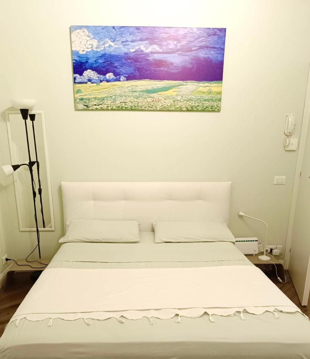 Monolocale Salvia Self Check In Apartment Pavia Exterior photo